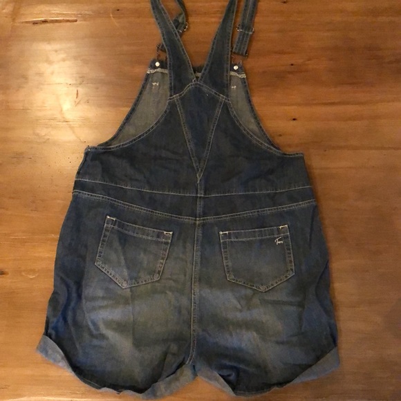 Vince Camaro Jean short overalls - Picture 3 of 5